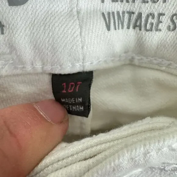 Torrid Cotton White Perfect Wide Leg Vintage Stretch Mid Rise Jeans Size 10T - Picture 11 of 13